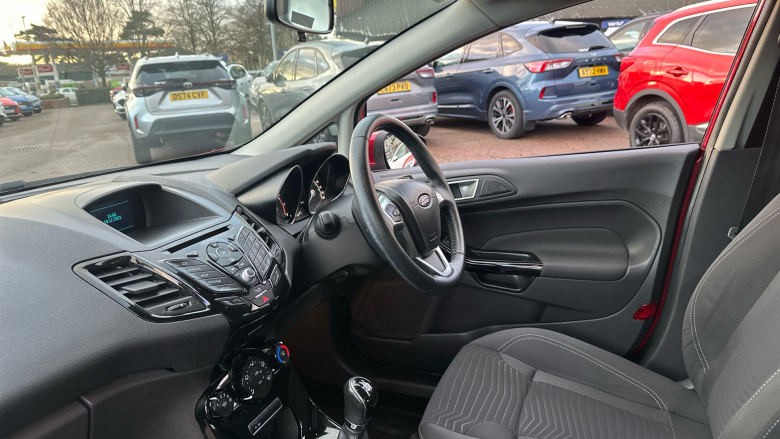 Ford Fiesta 1.0 EcoBoost Zetec 5dr Petrol Hatchback